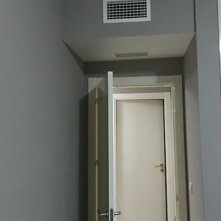 2 Bedroom With Terrace And Pool