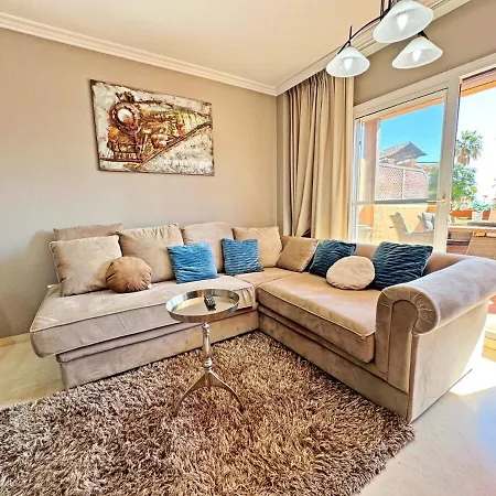 2 Bedroom With Terrace And Pool